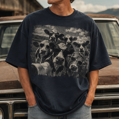 Cows selfies meme Unisex T-Shirt, Sweat-shirt and Hoodie
