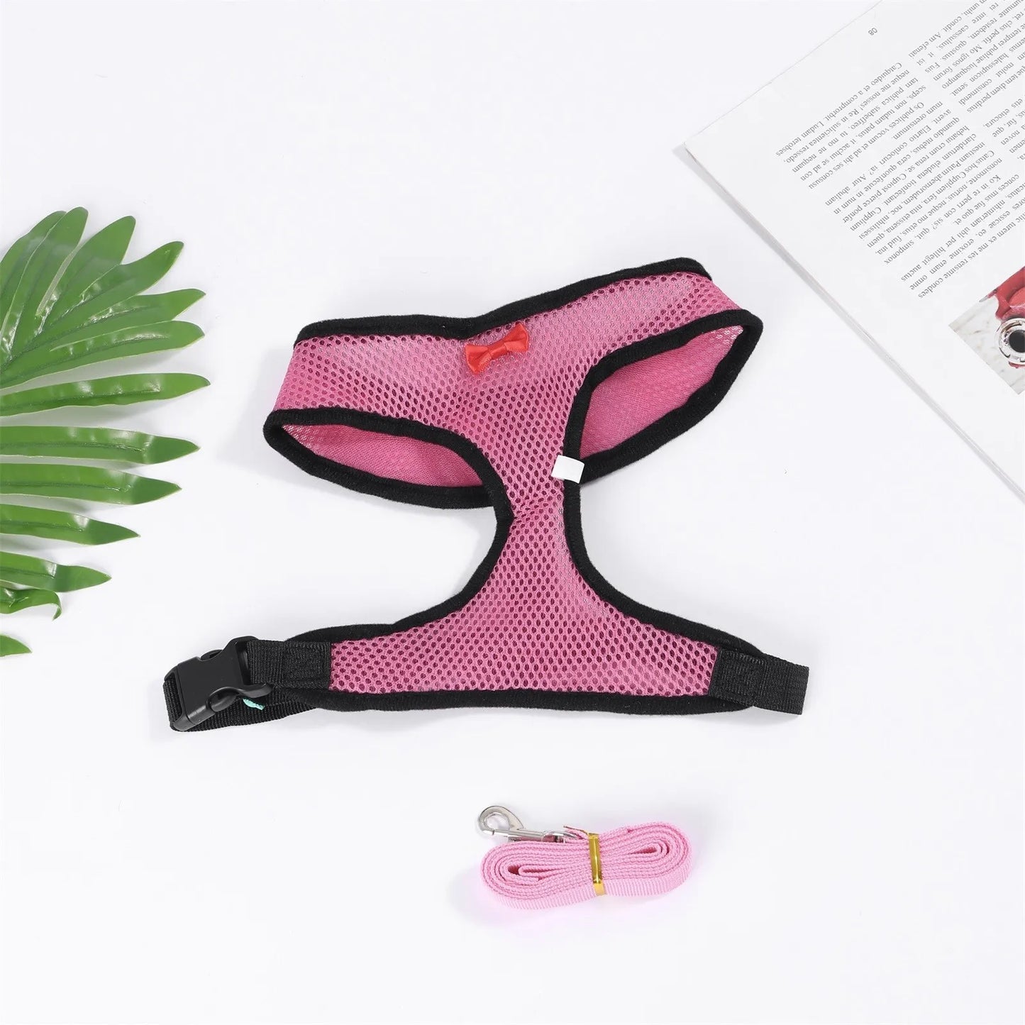 Chicken Hen Size With 6-foot Matching Belt Comfortable Breathable Medium Adjustable Chicken Harness Hen Size Convenient - myfunfarm