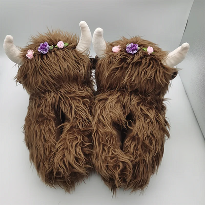 Highland Cow Fashion Plush Slippers, Fluffy Cute Warm for Winter Soft Cozy Indoor