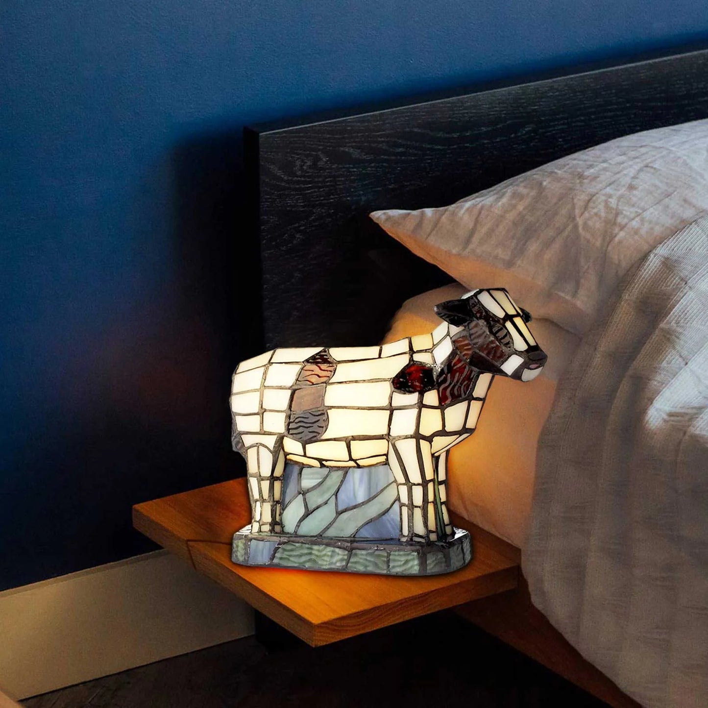 Beautiful Cow Table Lamp Bedside Table Lamp With Usb A+C Ports Bedside Lamp For Living Room Bedroom Dormitory Bulk Ornament - myfunfarm