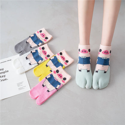Cute Cartoon Pig Patterned Two-Toe Short Ankle Cotton Socks - myfunfarm