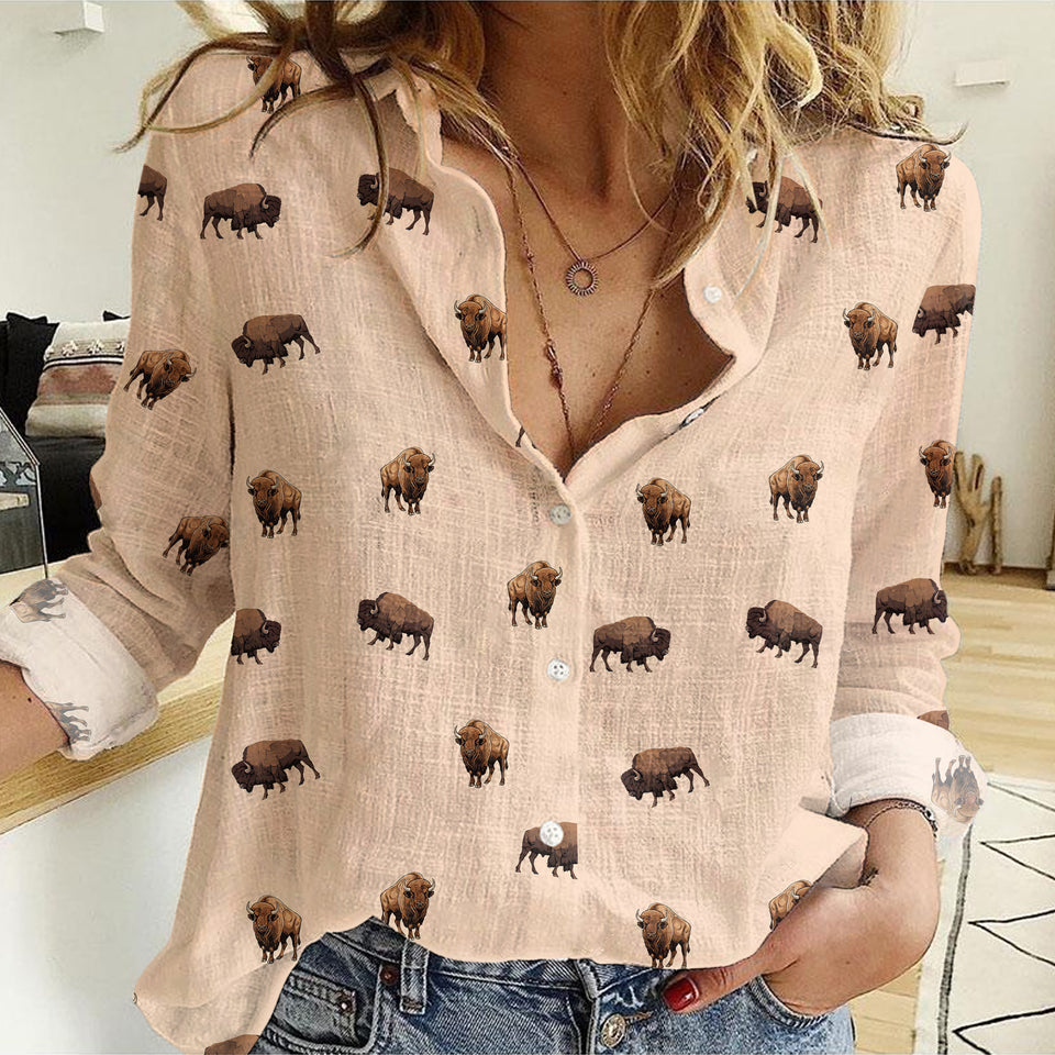 American Buffalo icon pattern Women's Mock Linen Shirts