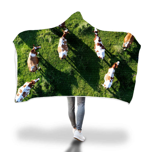 Cows on the field - Hooded Blanket - Cow Lovers - myfunfarm