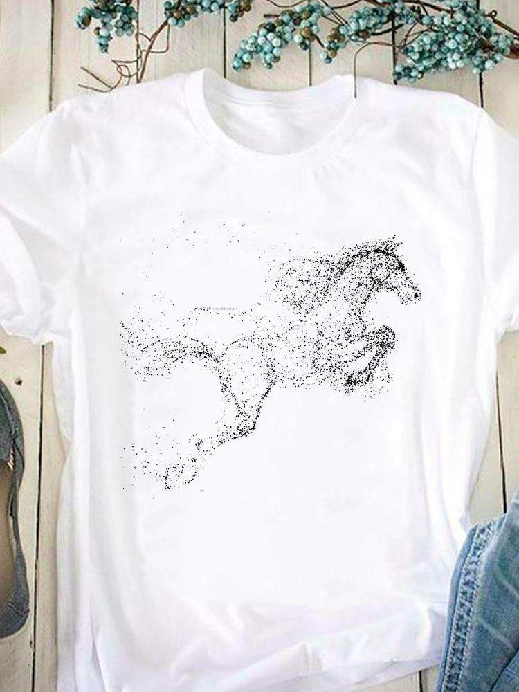 Just a girl who loves horses -Women T Shirt - myfunfarm