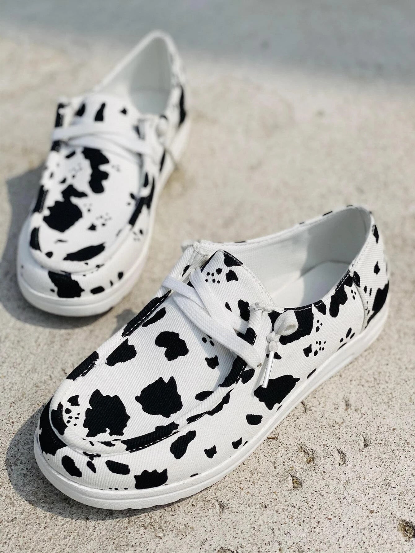Women Sneakers Canvas Shoes Solid cow pattern