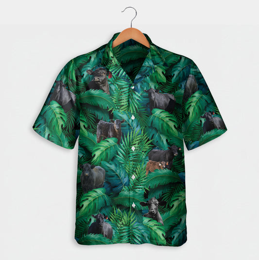 Angus cattle in forest - Hawaiian Shirt and Shorts