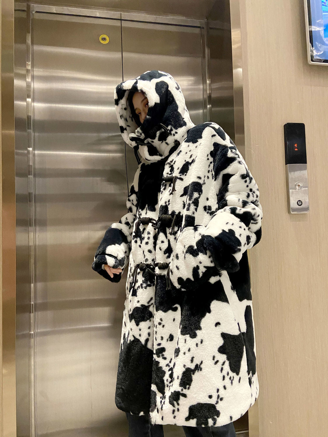 Winter Long Coat Women  - Cow pattern - myfunfarm
