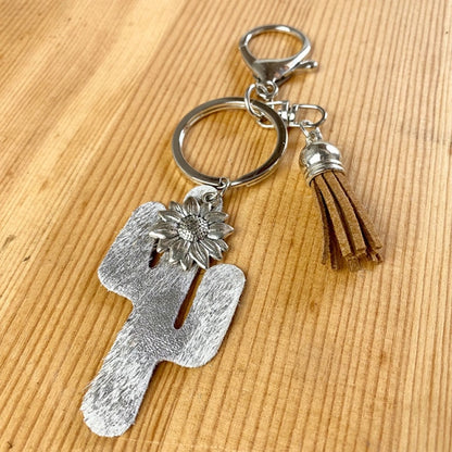 Handmade Cattle Tag Star Cactus Pendant Keychain - myfunfarm